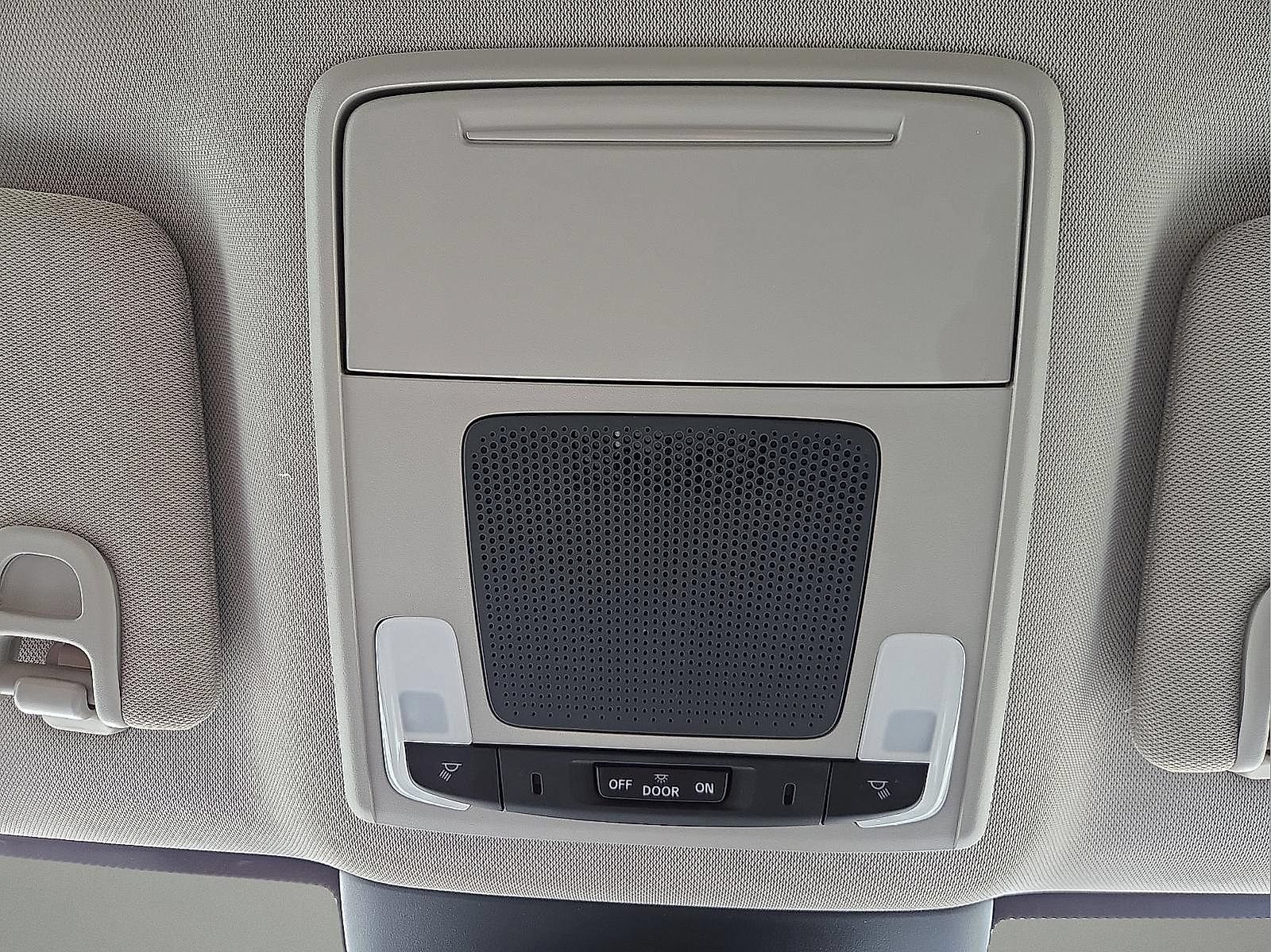 Used 2025 Honda Pilot EX-L image 18