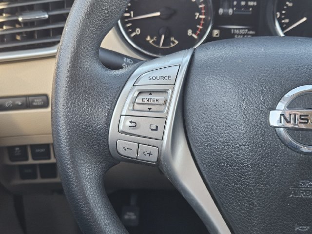 Used 2016 Nissan Rogue SV AWD/4WD image 27