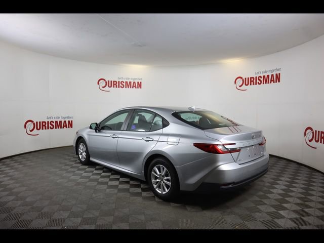 Used 2025 Toyota Camry LE FWD image 7