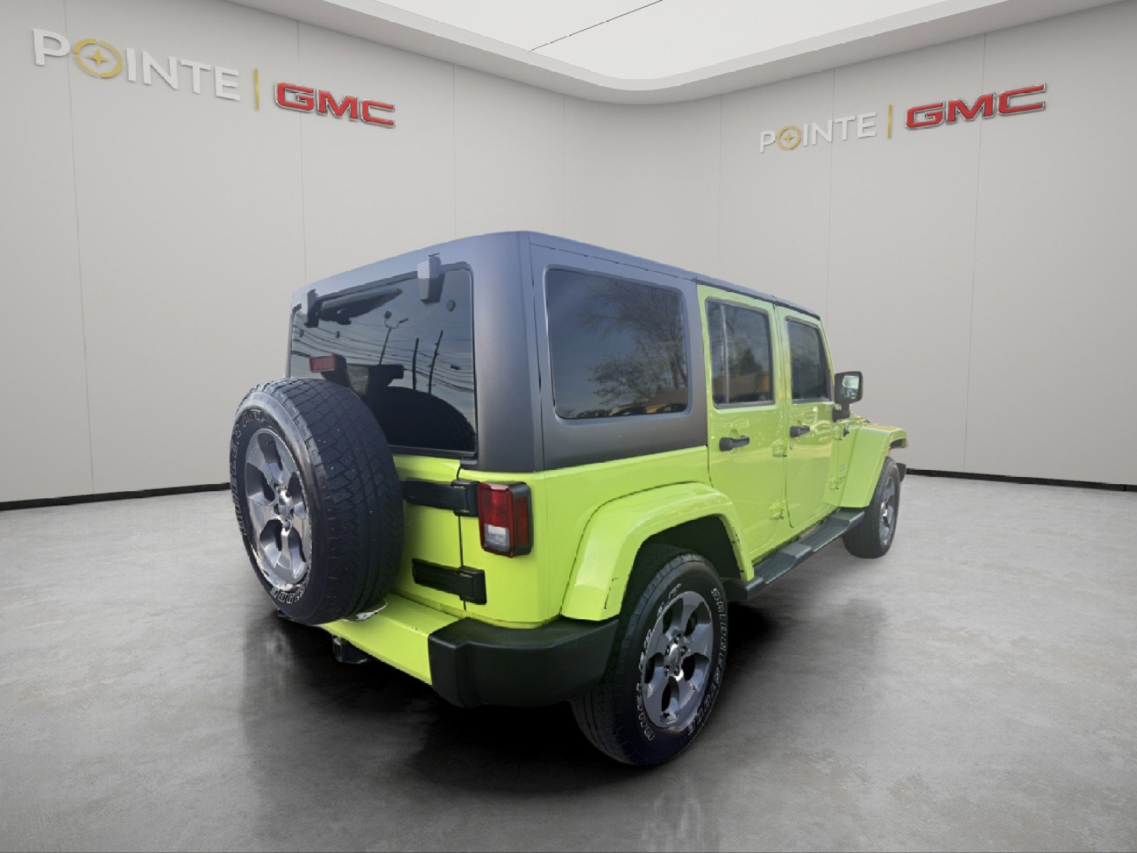 Used 2016 Jeep Wrangler Unlimited Sahara w/ Connectivity Group image 5