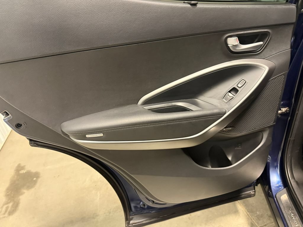 Used 2017 Hyundai Santa Fe Sport AWD/4WD image 27