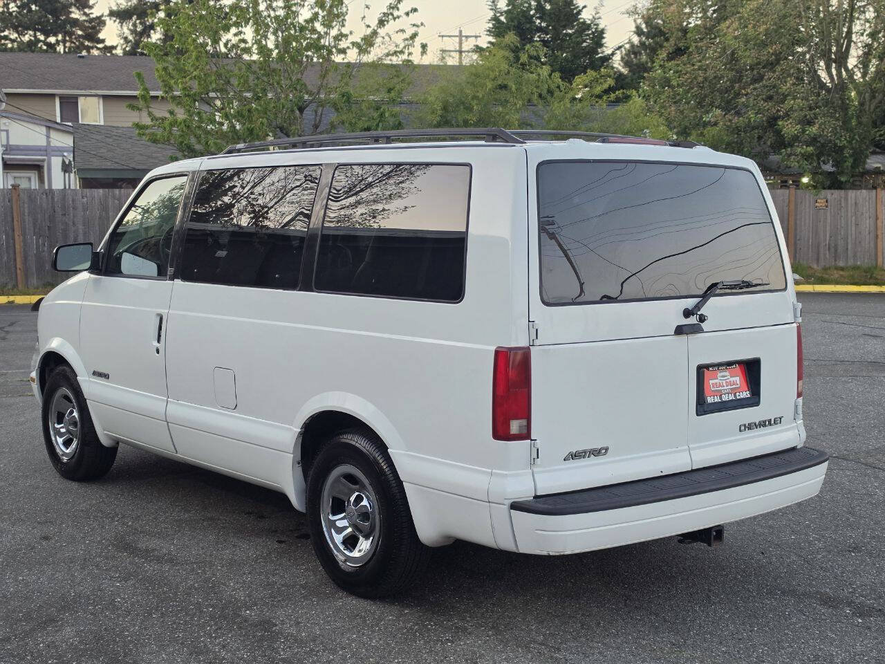 Used 2001 Chevrolet Astro Passenger RWD image 7