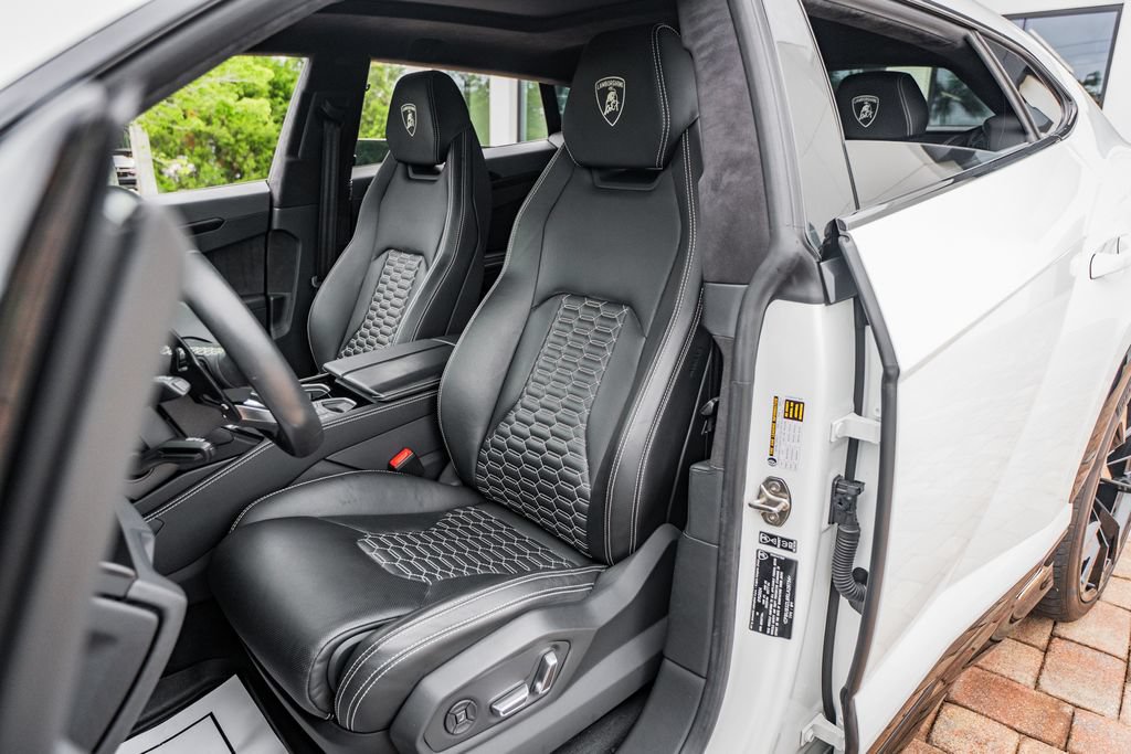 Used 2024 Lamborghini Urus S AWD/4WD image 21