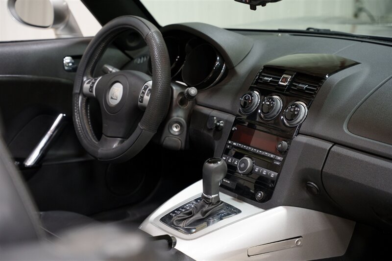 Used 2008 Saturn Sky w/ Premium Trim Package RWD image 14