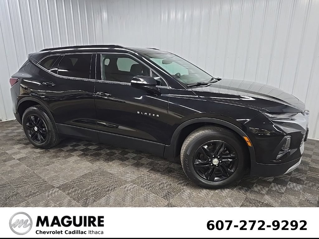 Used 2020 Chevrolet Blazer LT AWD/4WD image 1