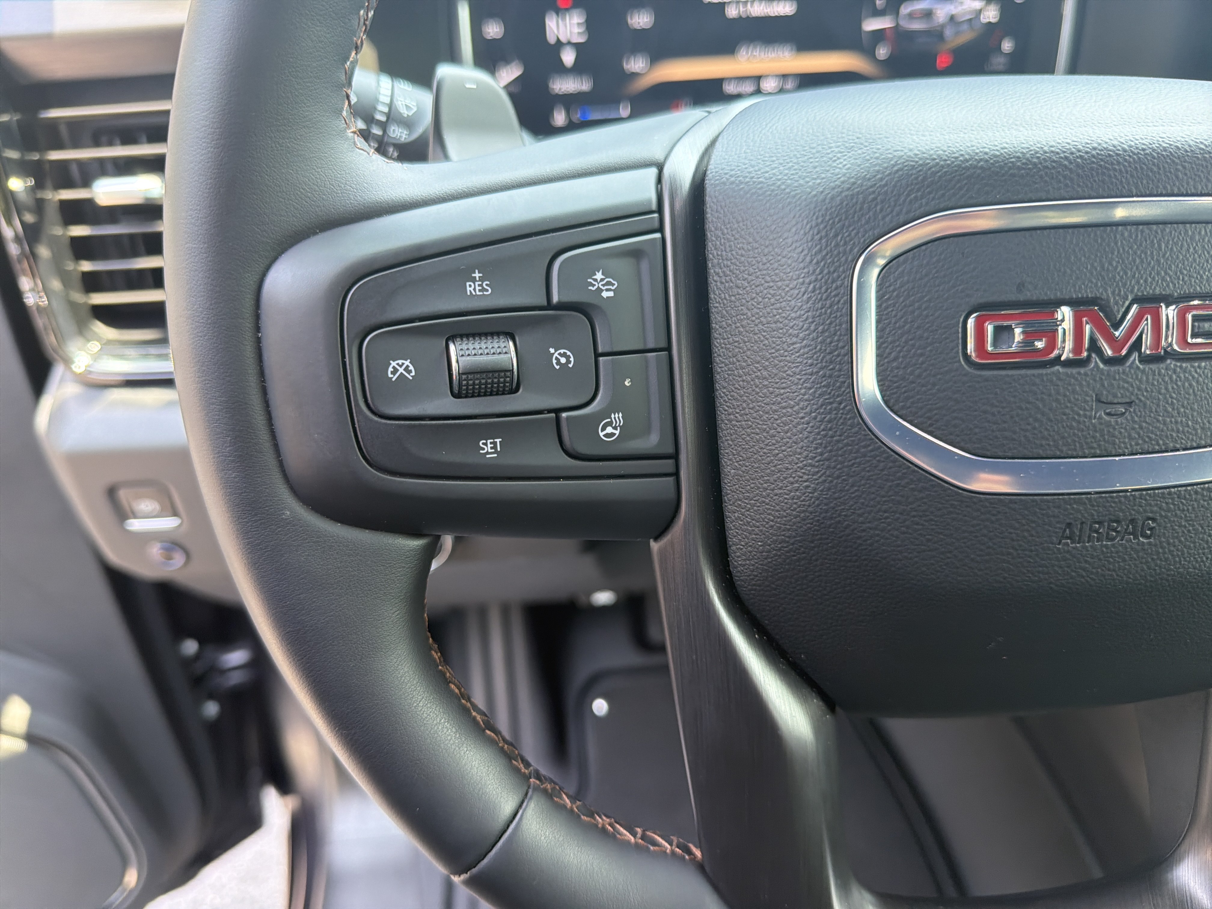 Used 2026 GMC Sierra 1500 AT4 w/ AT4 Premium Package AWD/4WD image 20