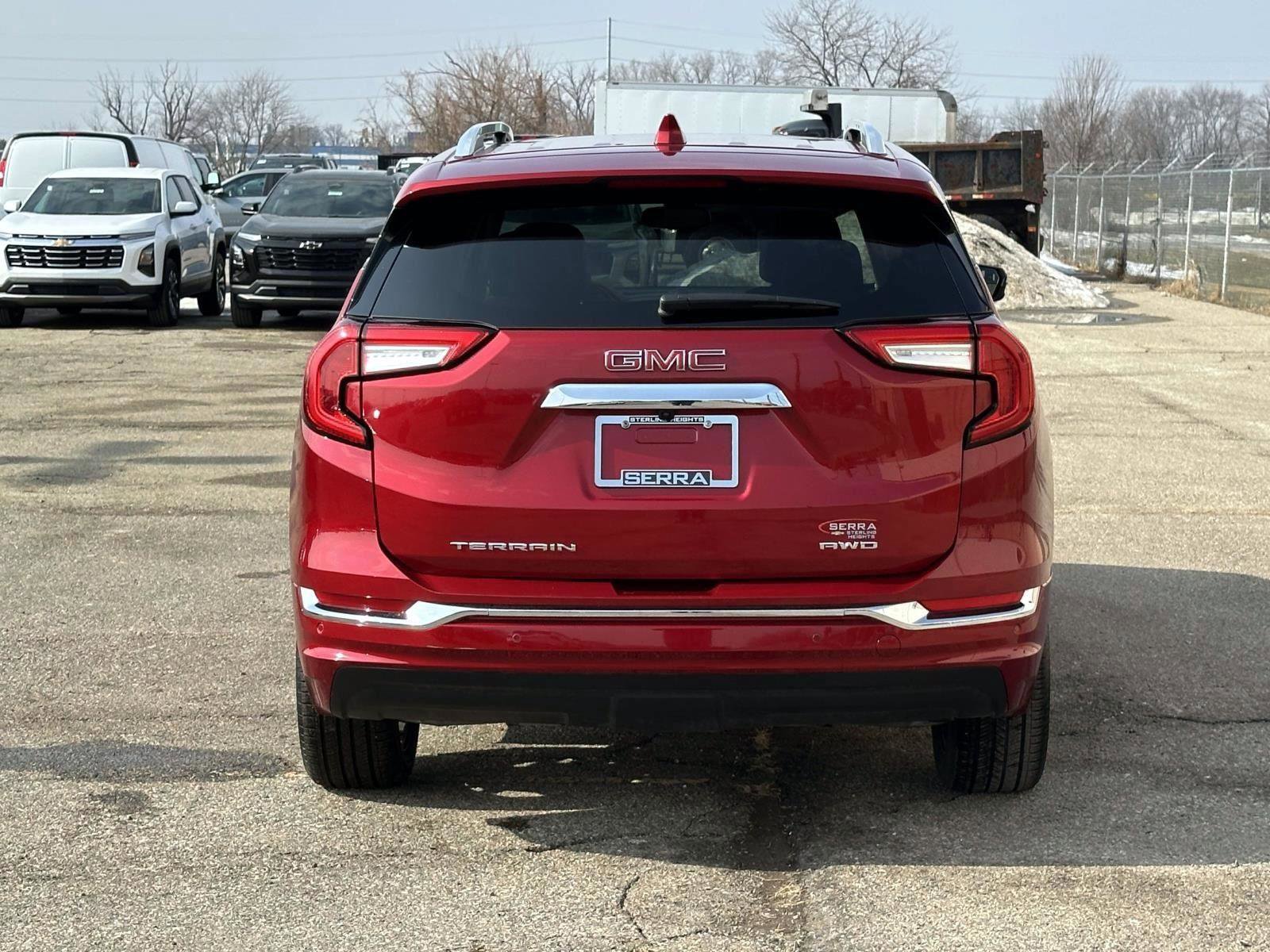 Certified 2024 GMC Terrain Denali w/ Denali Premium Package image 4