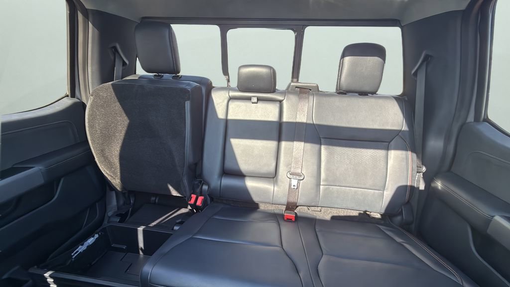 Used 2024 Ford F250 Lariat w/ Chrome Package image 13