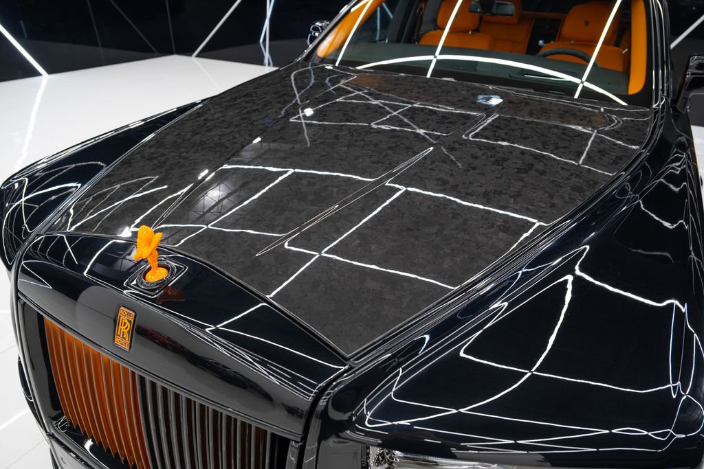 Used 2025 Rolls-Royce Phantom Sedan RWD image 9