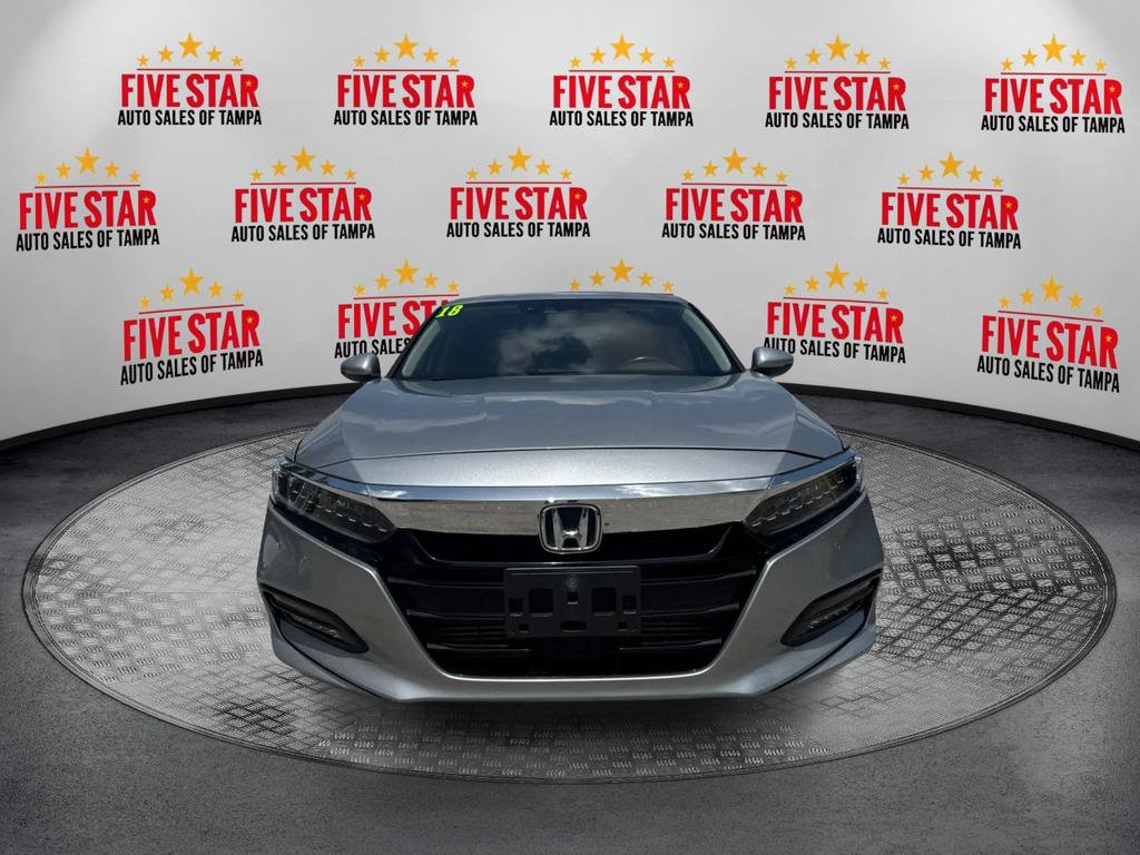 Used 2018 Honda Accord Touring image 2