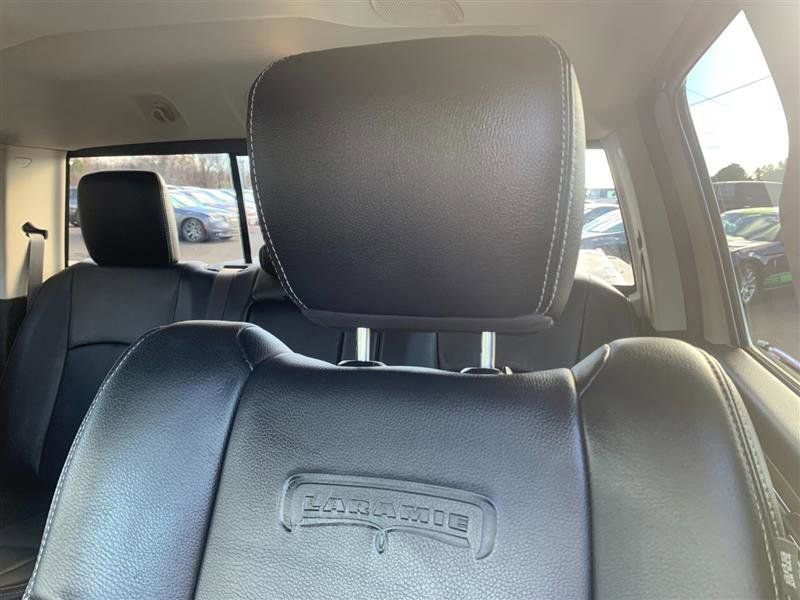 Used 2018 RAM 1500 Laramie image 13