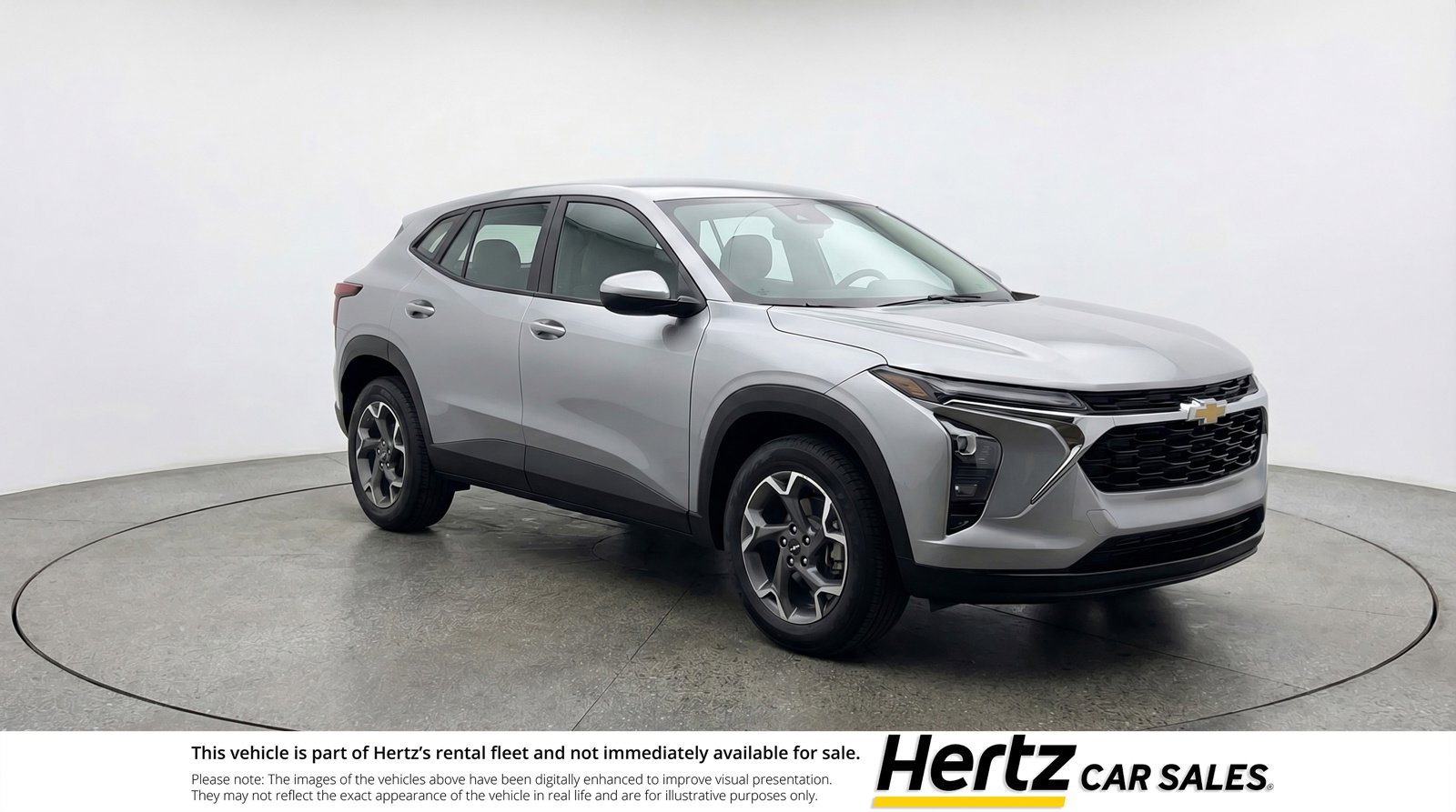 Used 2025 Chevrolet Trax LT image 1