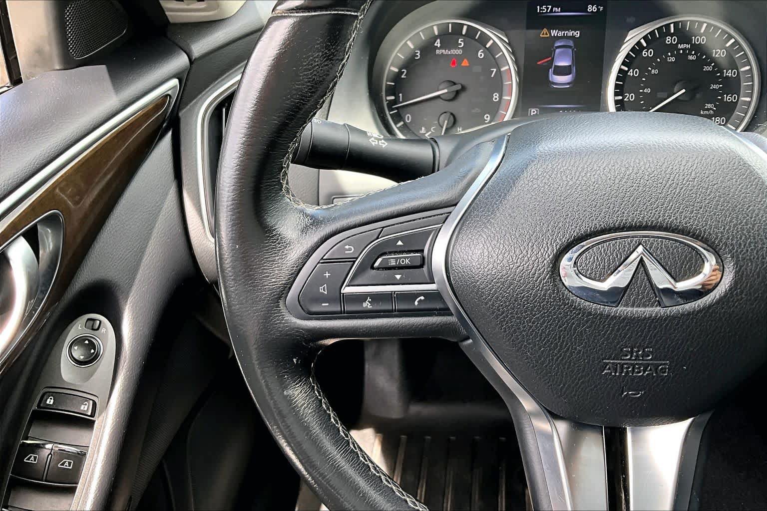 Used 2018 INFINITI Q50 Luxe AWD/4WD image 22