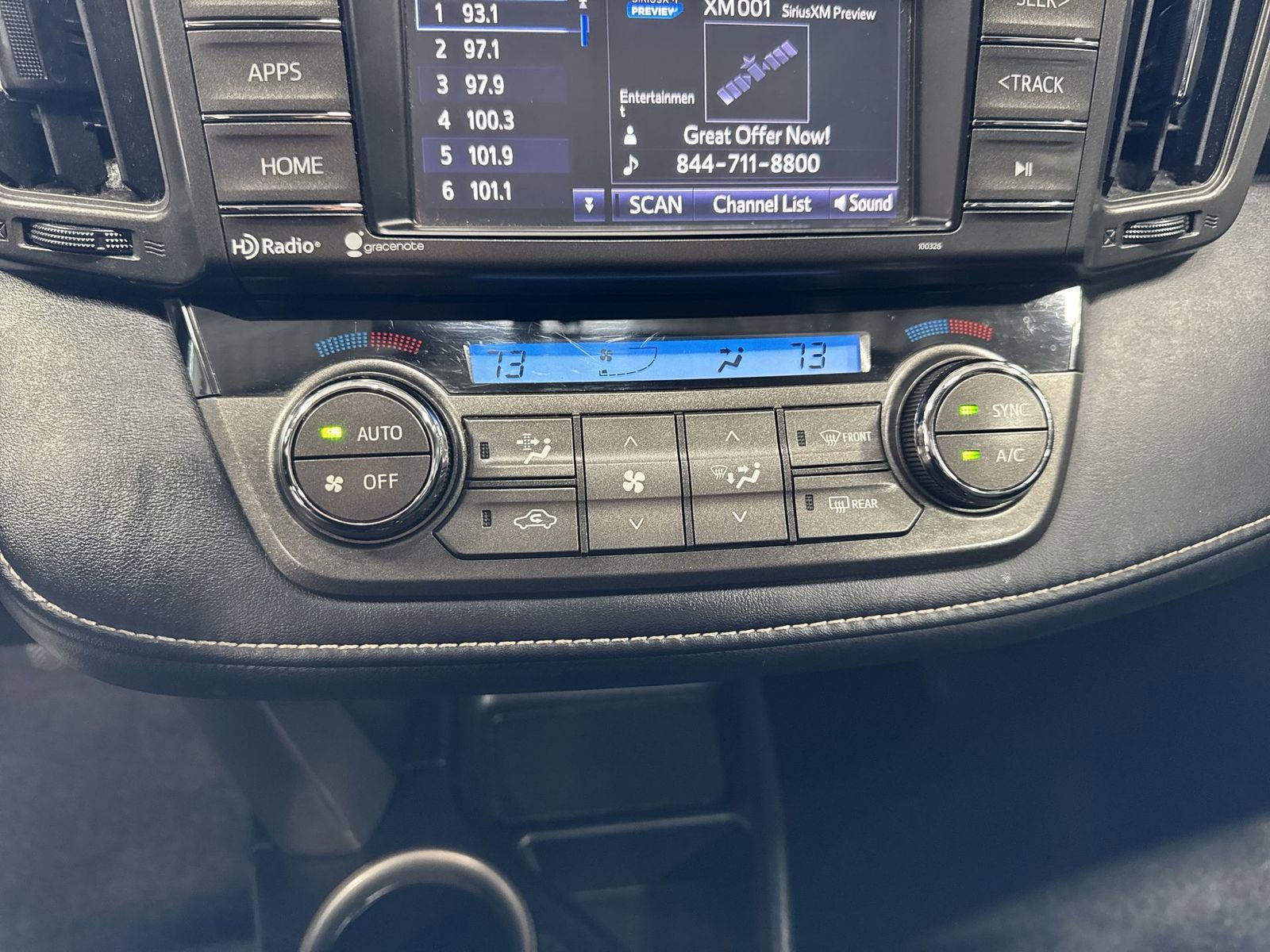 Used 2014 Toyota RAV4 XLE AWD/4WD image 14