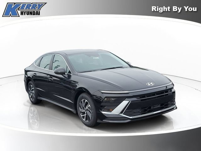 New 2026 Hyundai Sonata Blue FWD 360° Tour