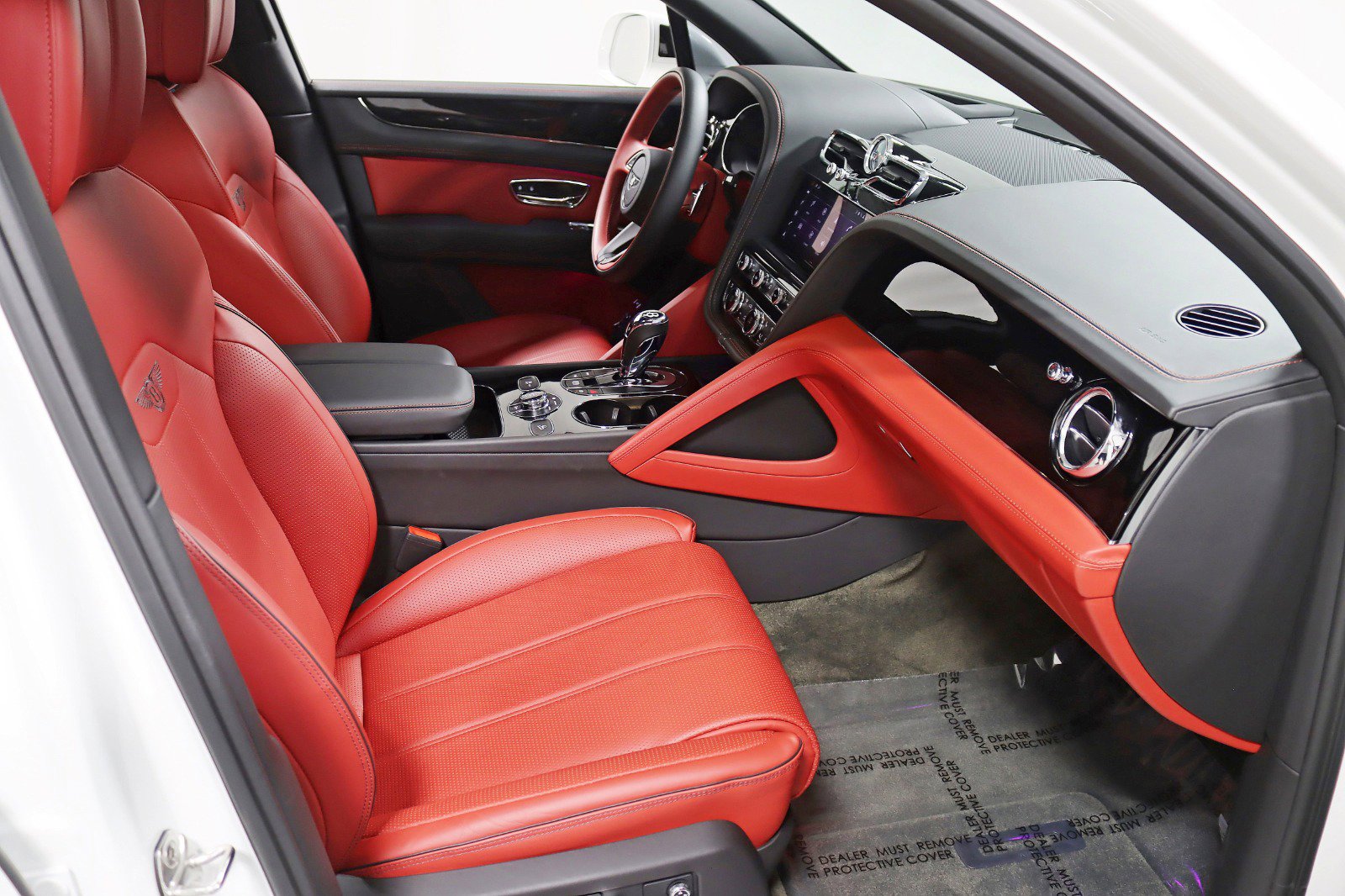 Used 2022 Bentley Bentayga image 39