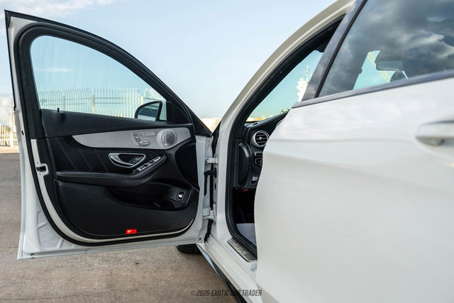 Used 2020 Mercedes-Benz C 63 AMG S image 32