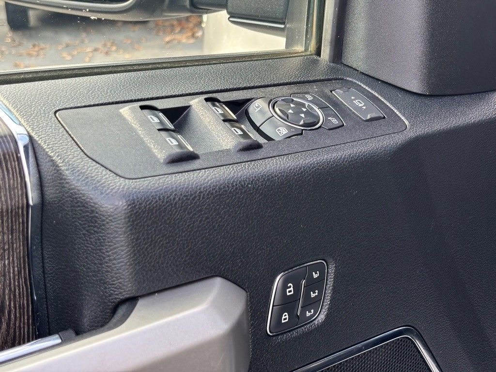 Used 2021 Ford F350 Lariat w/ Lariat Ultimate Package image 18