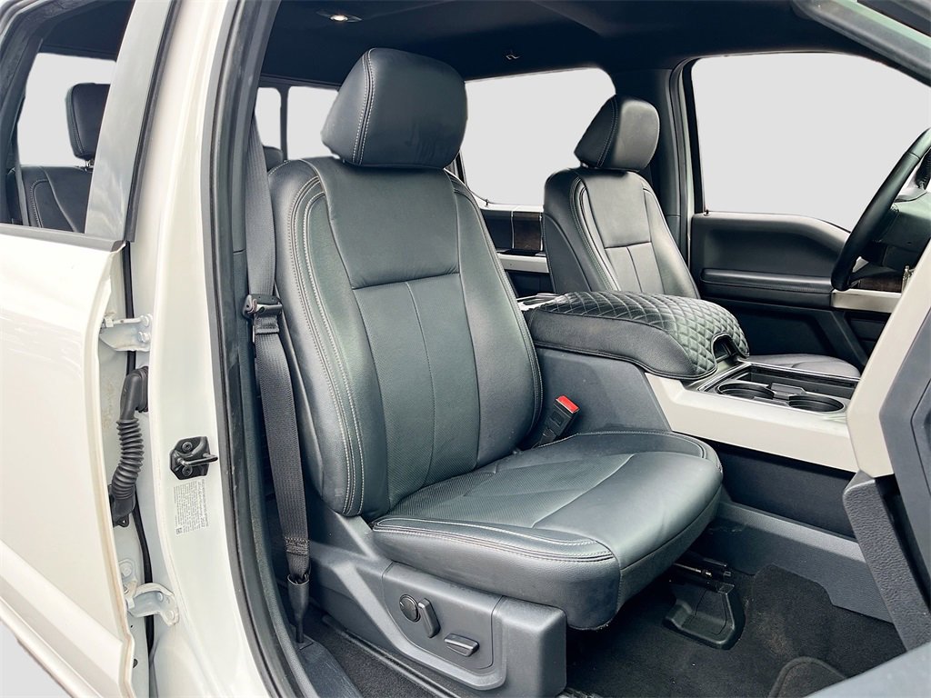 Used 2022 Ford F250 Lariat image 26