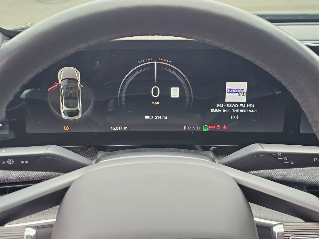 Used 2024 Lucid Air Touring image 28