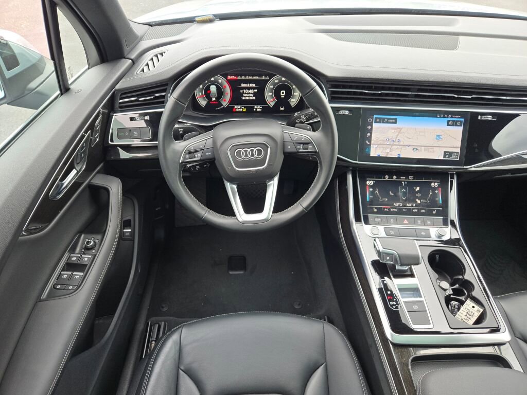 Used 2025 Audi Q7 3.0T Premium Plus image 19