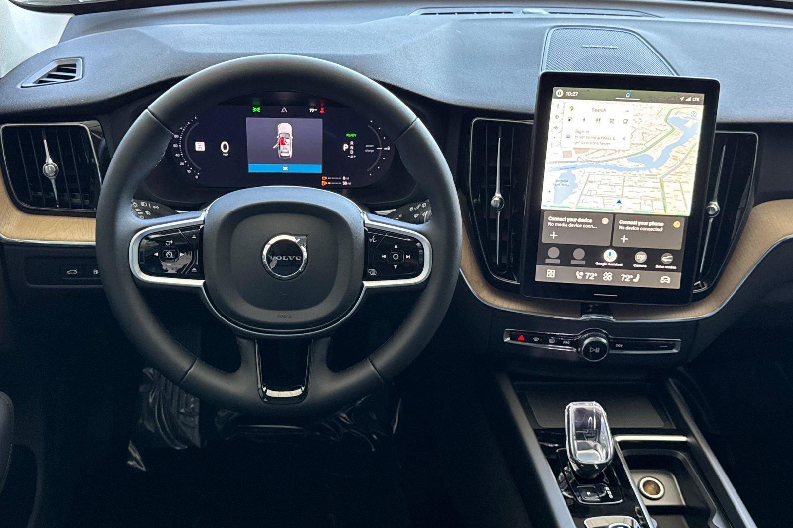 New 2026 Volvo XC60 T8 Plus w/ Climate Package AWD/4WD image 15