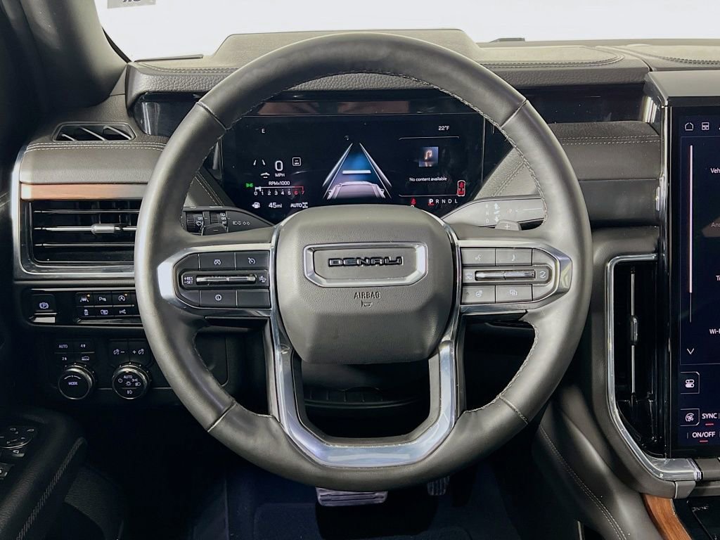 Used 2025 GMC Yukon Denali image 11