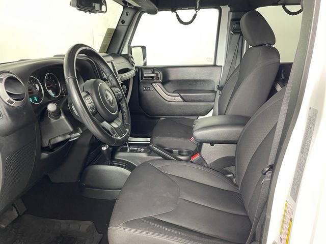 Used 2018 Jeep Wrangler Unlimited Sport S AWD/4WD image 2