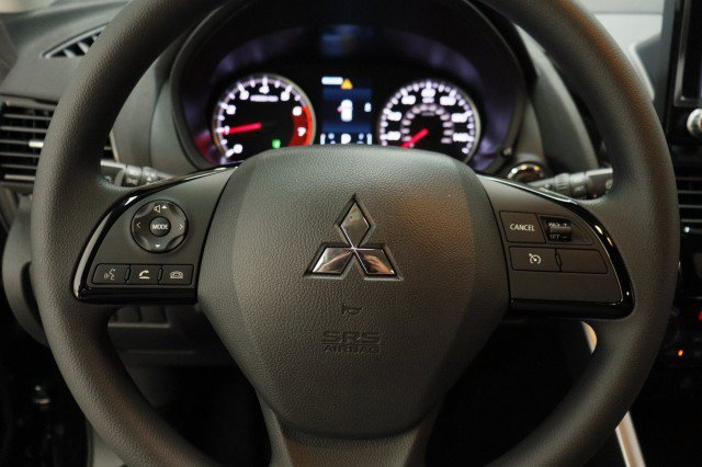 New 2026 Mitsubishi Eclipse Cross LE AWD/4WD image 9