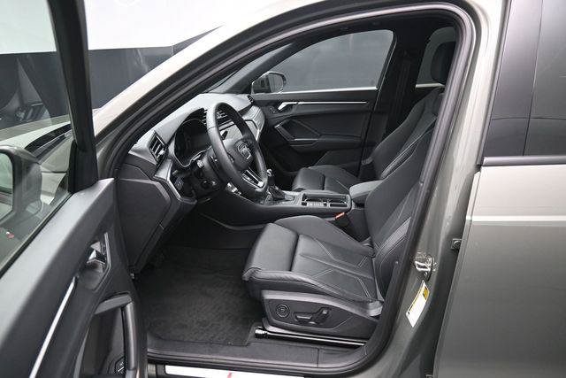 Used 2025 Audi Q3 2.0T Premium AWD/4WD image 9