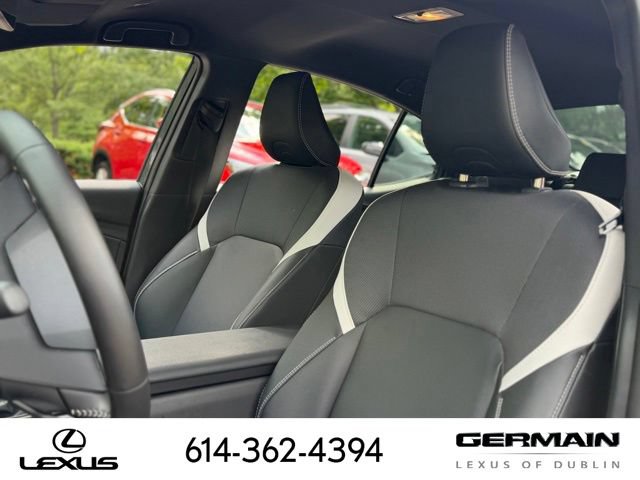 Used 2026 Toyota Camry SE w/ Convenience Package FWD image 11