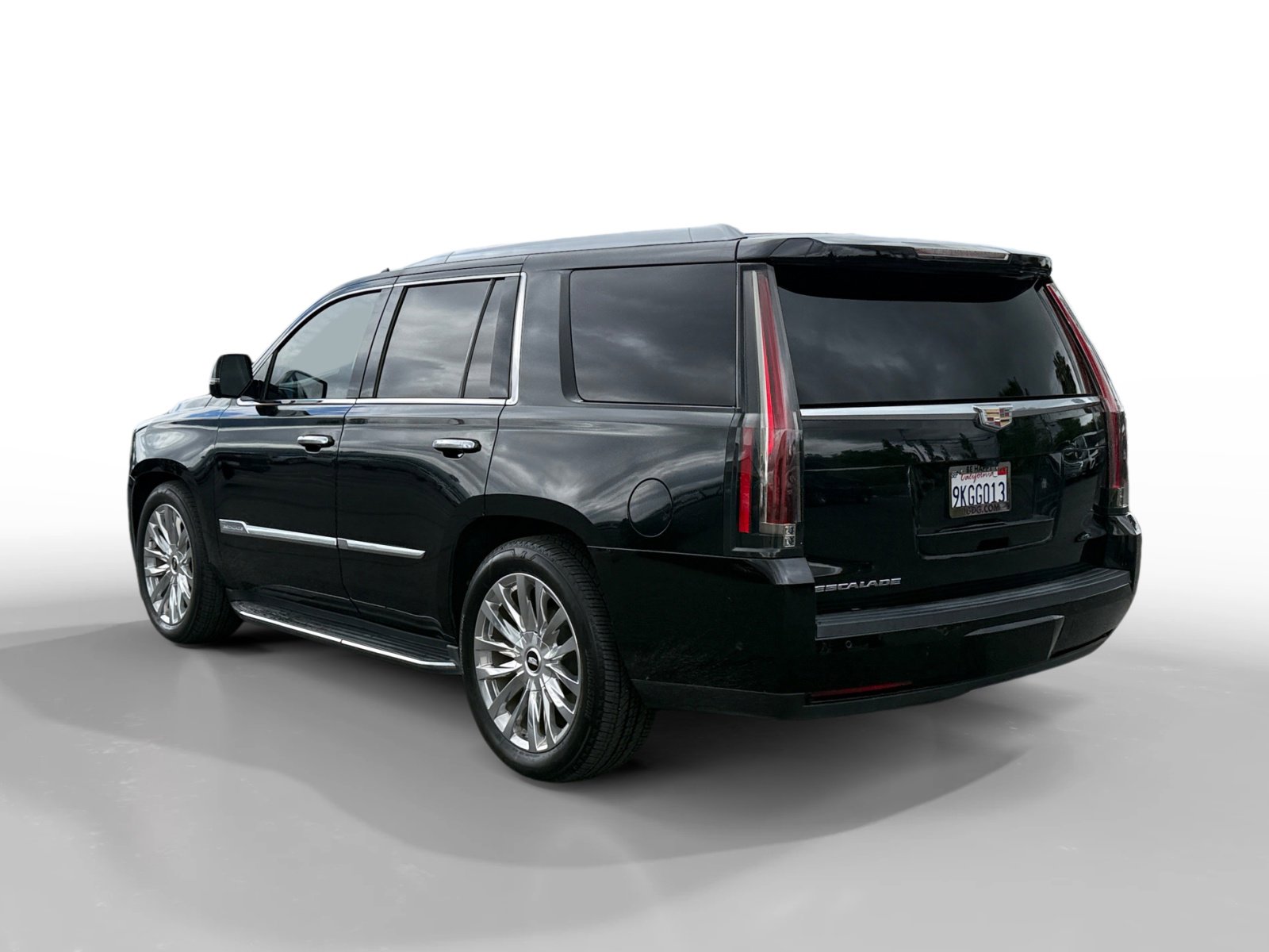 Used 2017 Cadillac Escalade Luxury AWD/4WD image 3