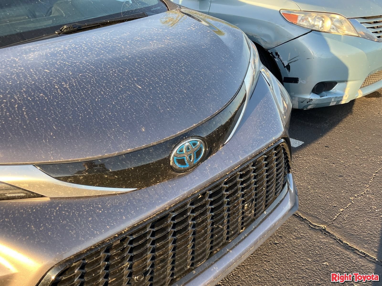 Used 2022 Toyota Sienna XSE w/ XSE Plus Package FWD image 7