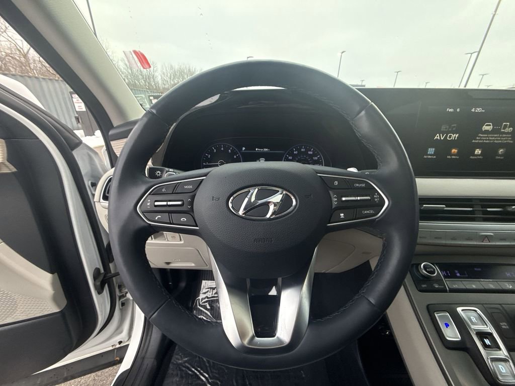 Used 2020 Hyundai Santa Fe SEL w/ Convenience + Premium Package image 14