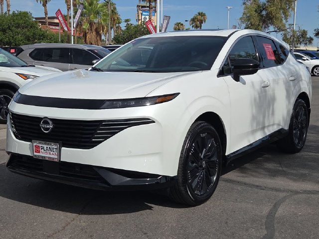 Certified 2025 Nissan Murano Platinum w/ Cargo Package AWD/4WD image 2