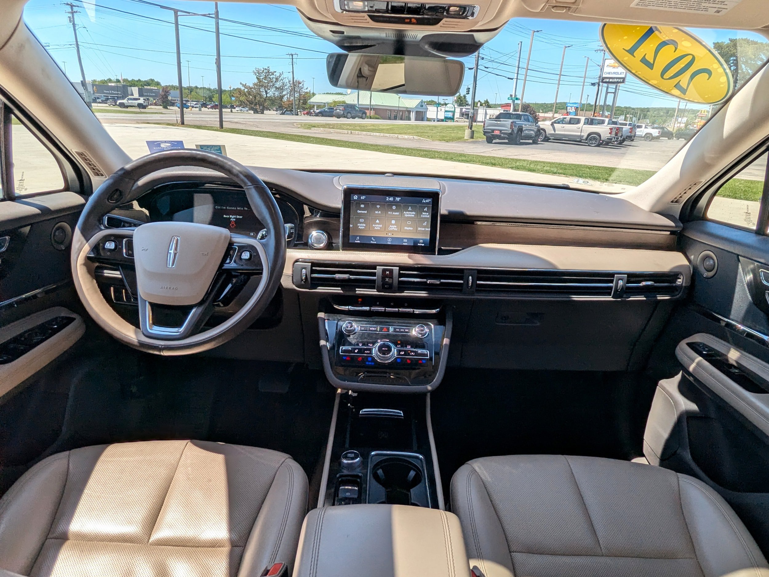 Used 2021 Lincoln Corsair Reserve w/ Equipment Group 201A AWD/4WD image 17