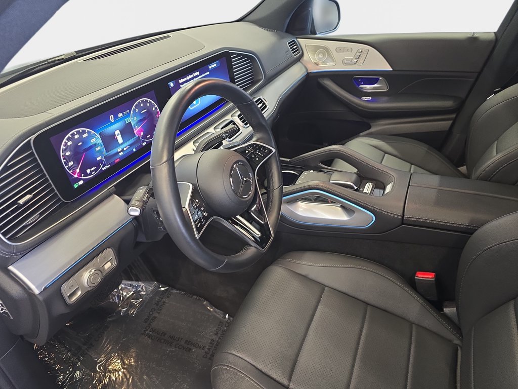 Used 2025 Mercedes-Benz GLS 450 4MATIC image 20