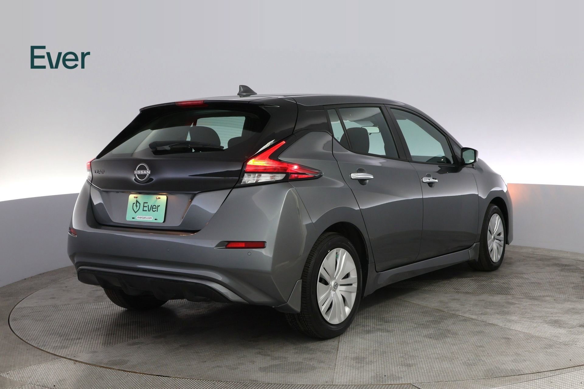 Used 2025 Nissan Leaf S FWD image 3