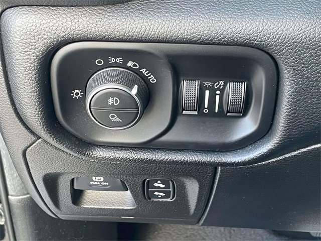 Used 2019 RAM 1500 Big Horn image 18