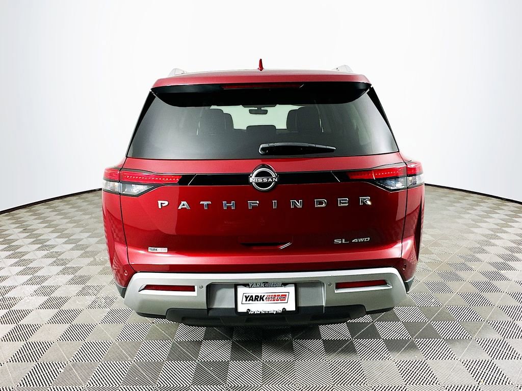 Used 2023 Nissan Pathfinder SL AWD/4WD image 9