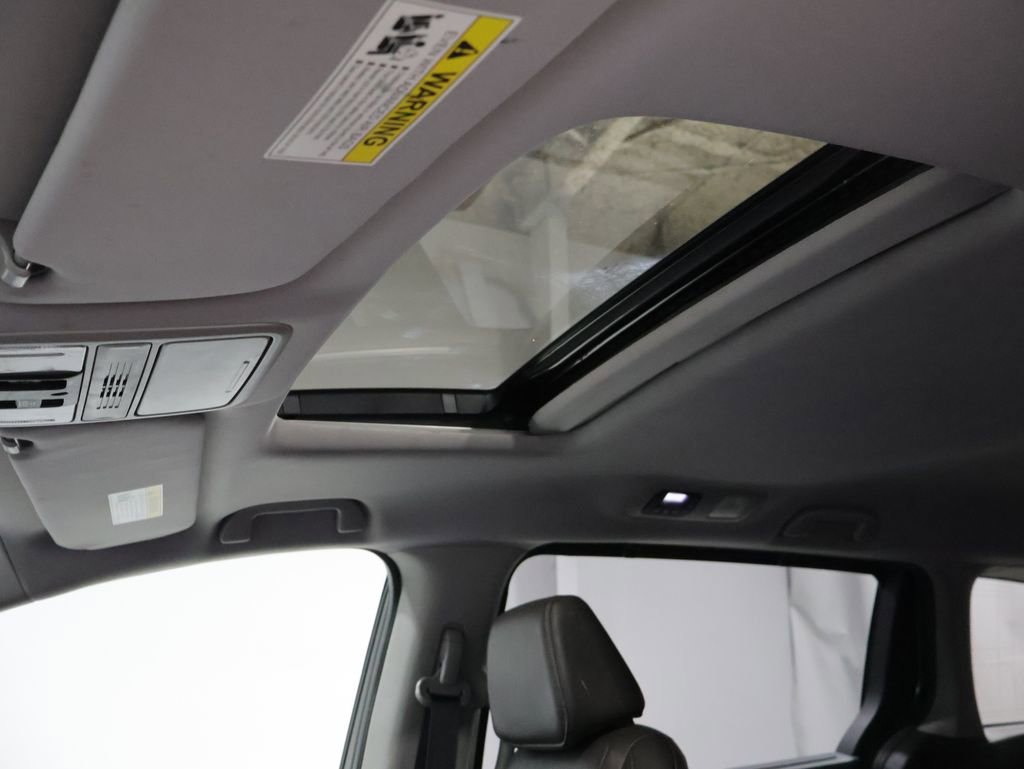 Used 2022 Honda Odyssey EX-L image 29