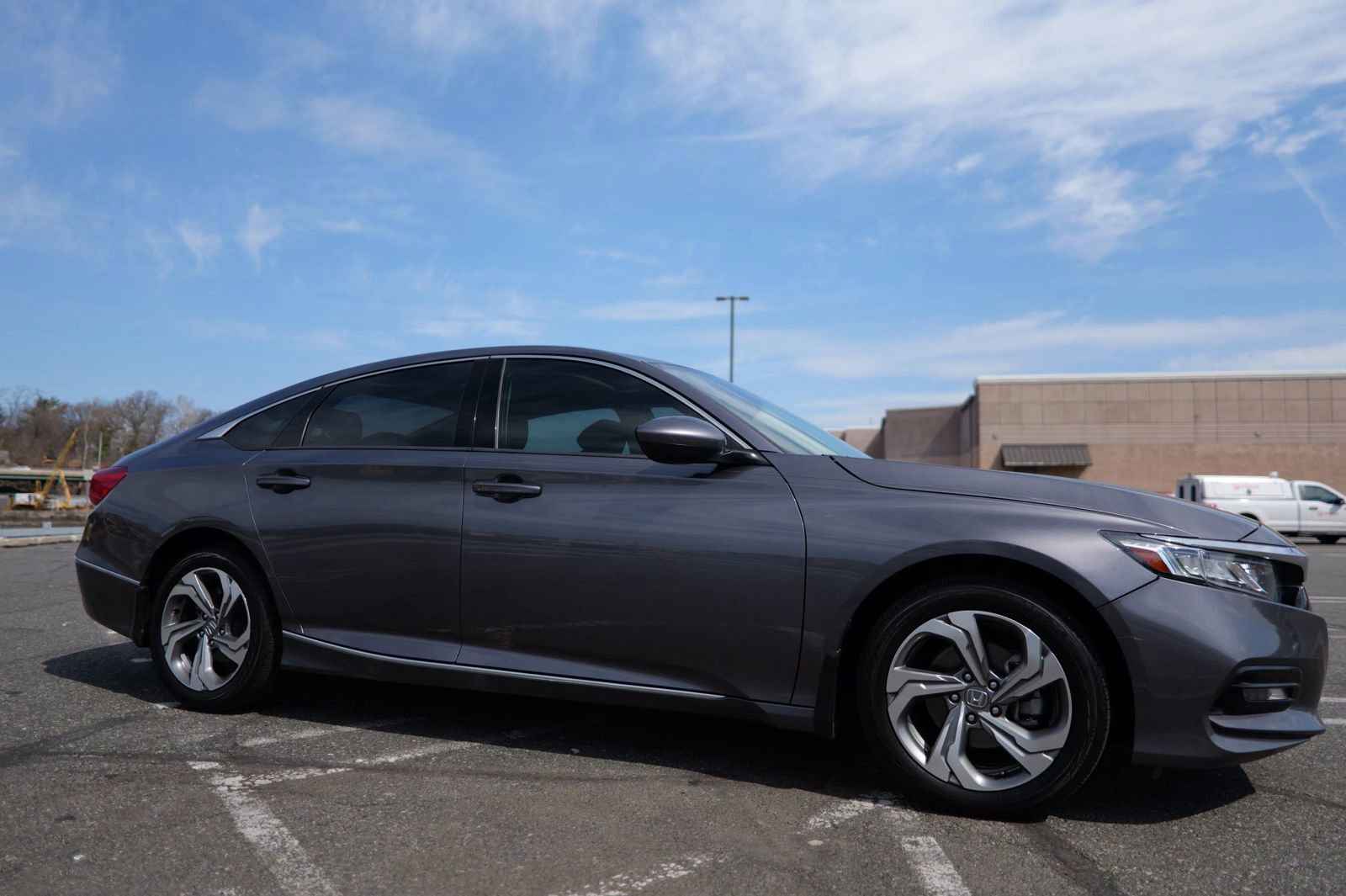 Used 2019 Honda Accord EX image 11