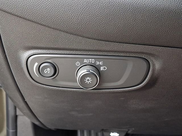 Certified 2023 Chevrolet Equinox LT FWD image 24
