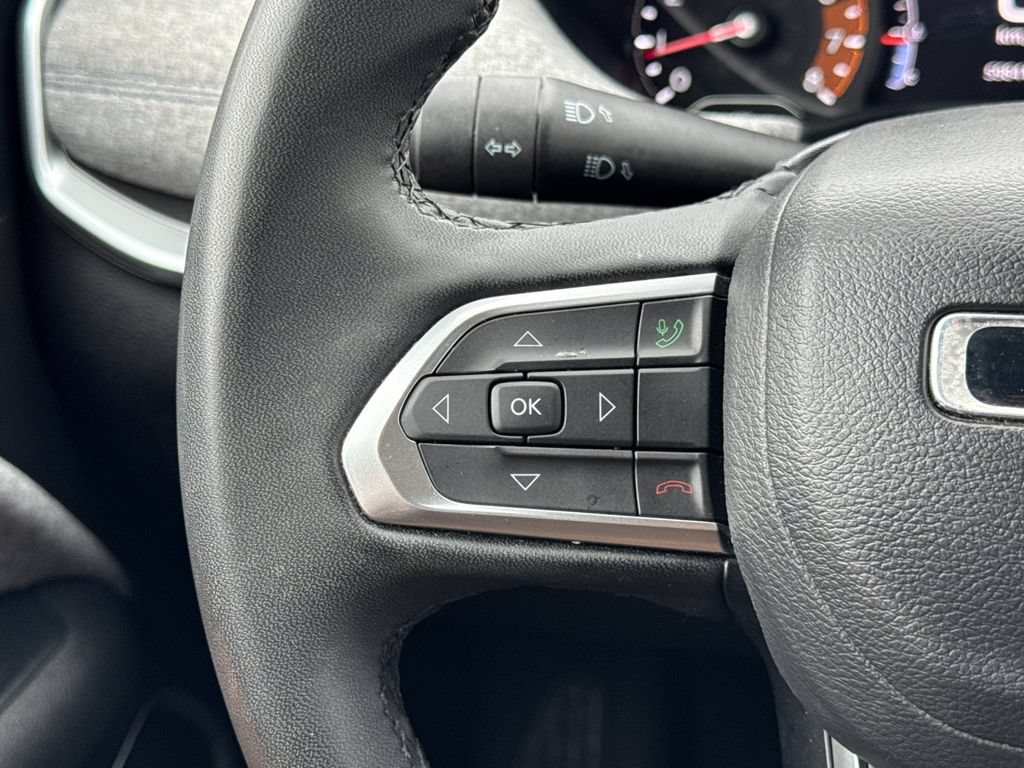 Used 2024 Jeep Compass Latitude AWD/4WD image 26