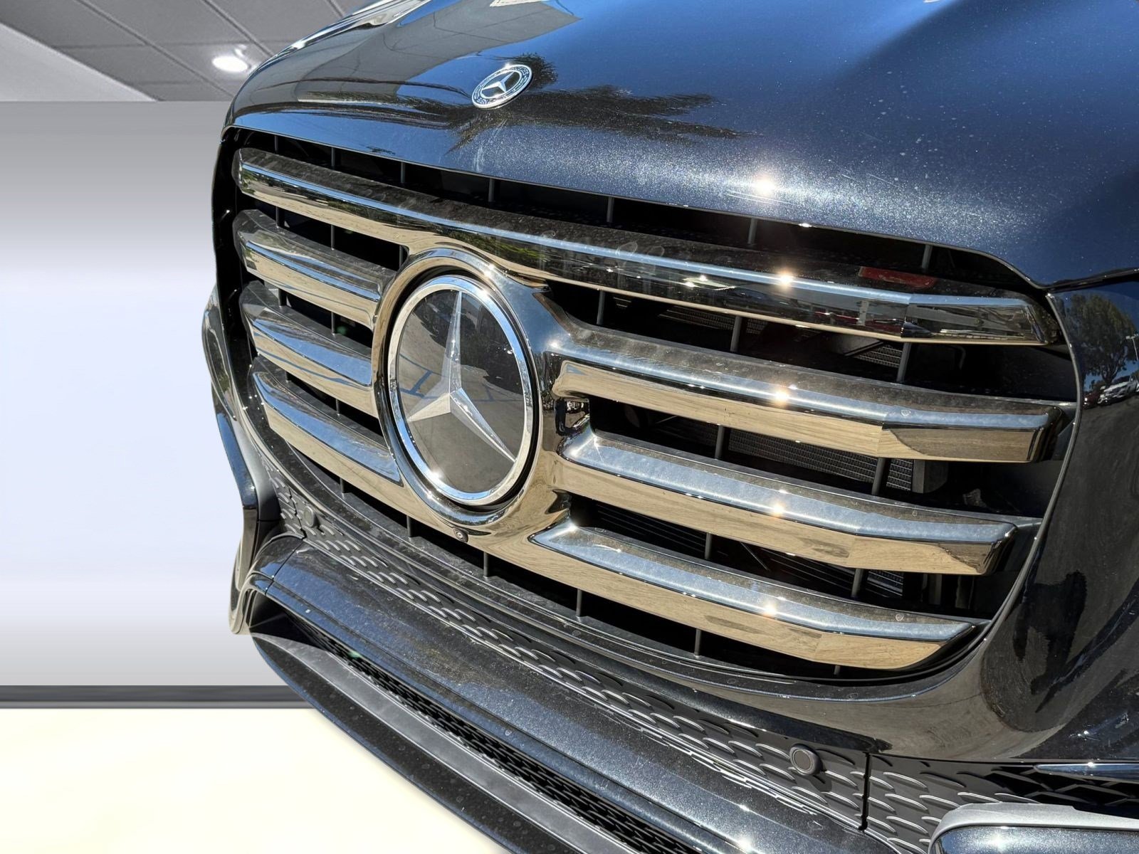 New 2026 Mercedes-Benz GLS 580 4MATIC image 17