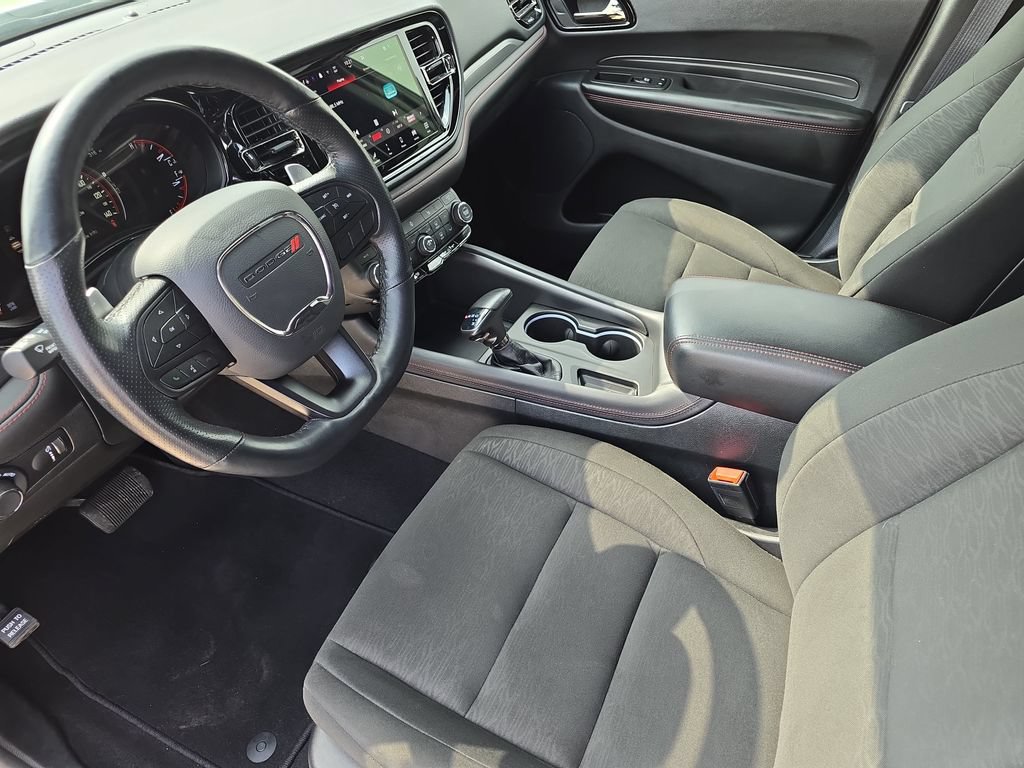 Used 2025 Dodge Durango GT RWD image 17