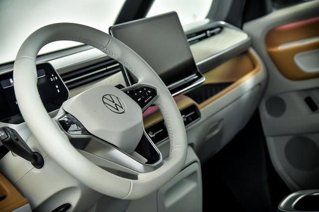 New 2025 Volkswagen ID. Buzz 1st Edition image 11