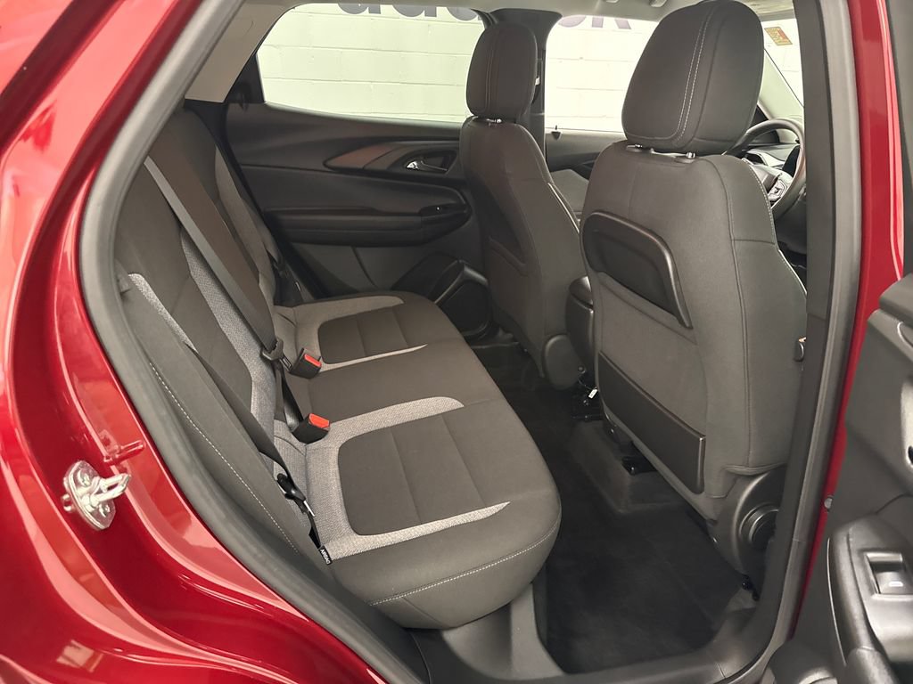 Used 2024 Chevrolet TrailBlazer LS w/ LS Convenience Package FWD image 23