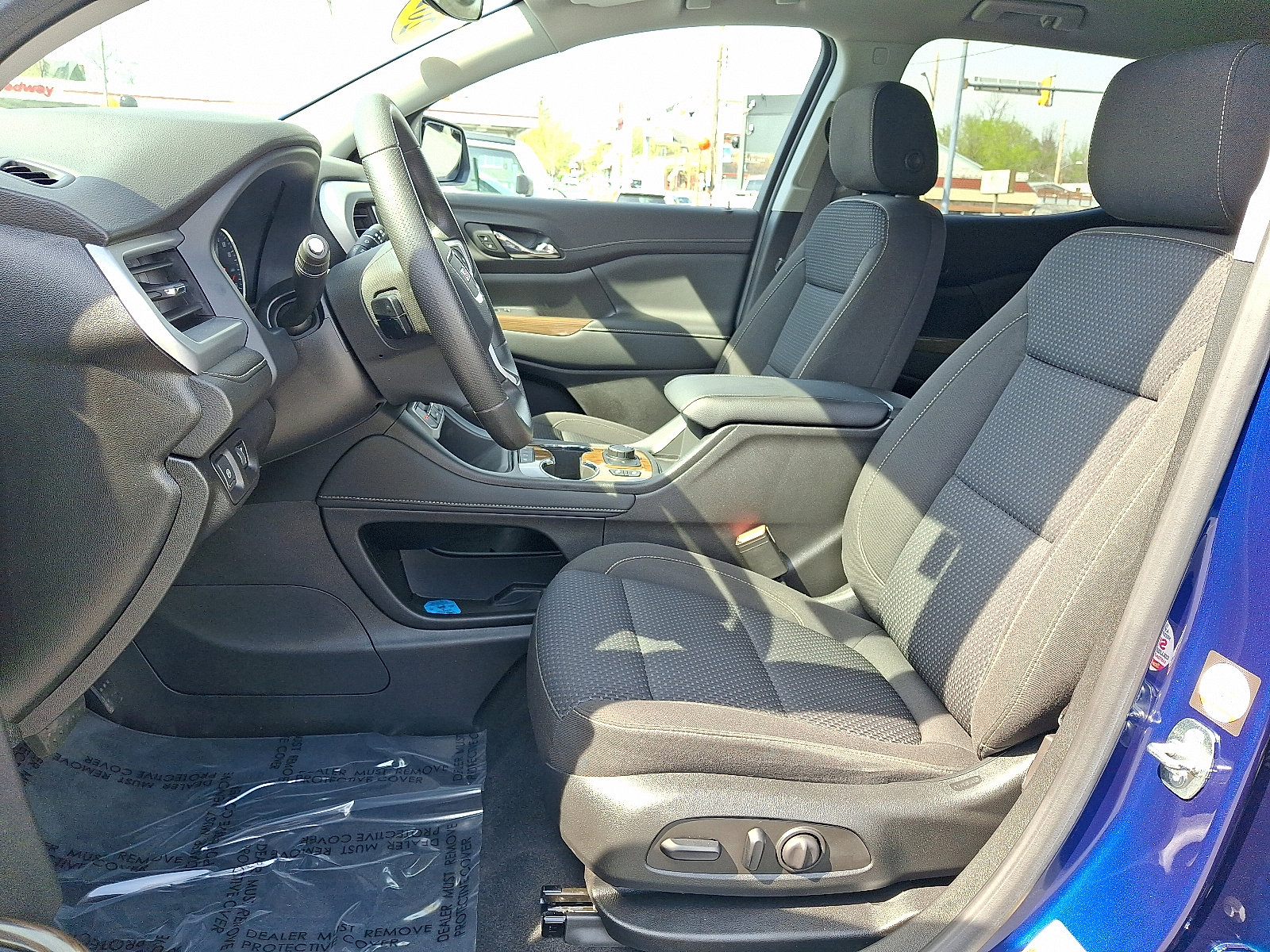 Used 2023 GMC Acadia SLE w/ Driver Convenience Package AWD/4WD image 14