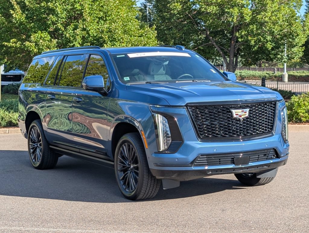 Certified 2025 Cadillac Escalade ESV Sport Platinum AWD/4WD image 6